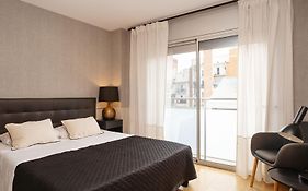 Modern Apartment Near Pl. Espana