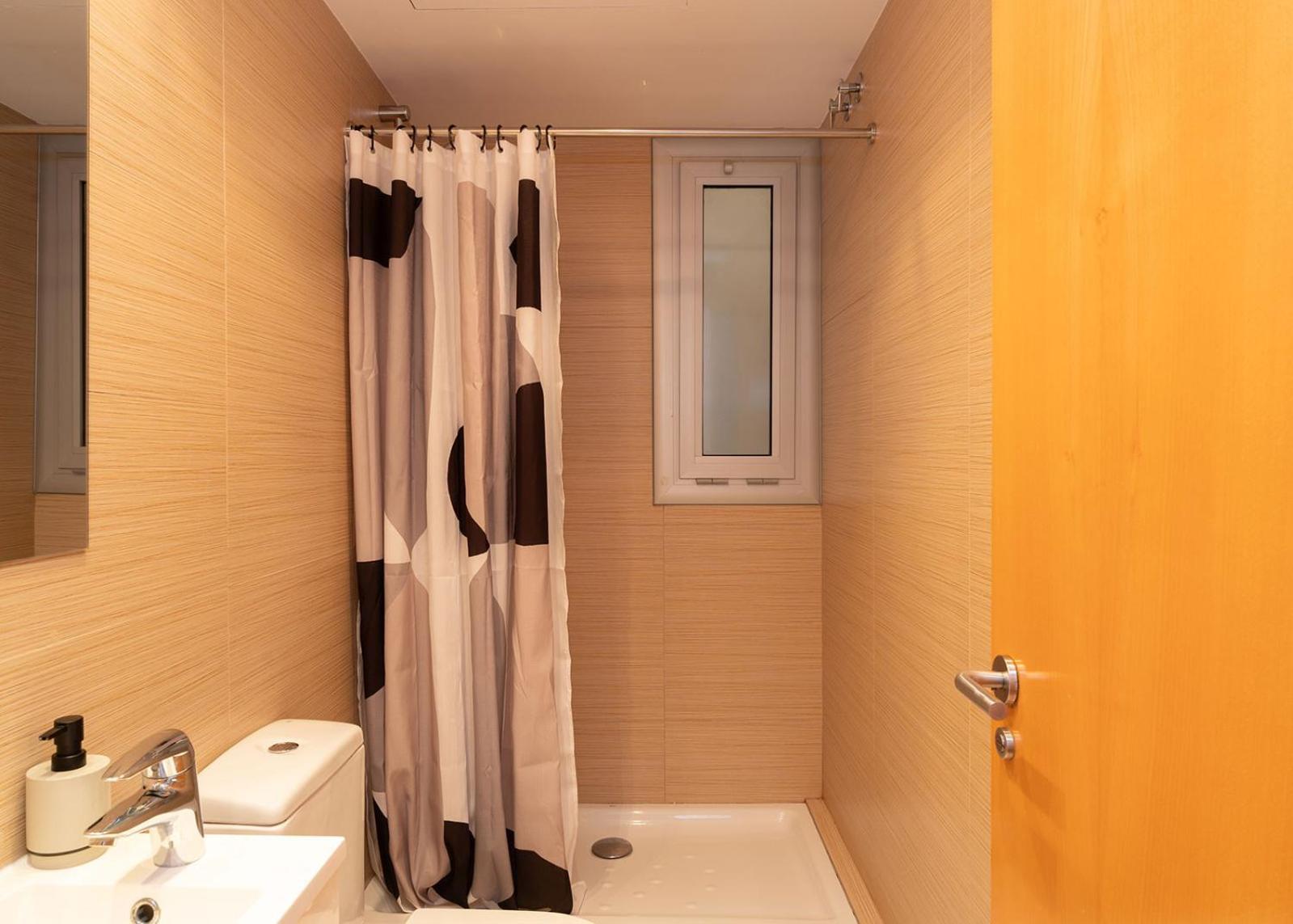 Modern Apartment Near Pl. Espana Barcellona Esterno foto